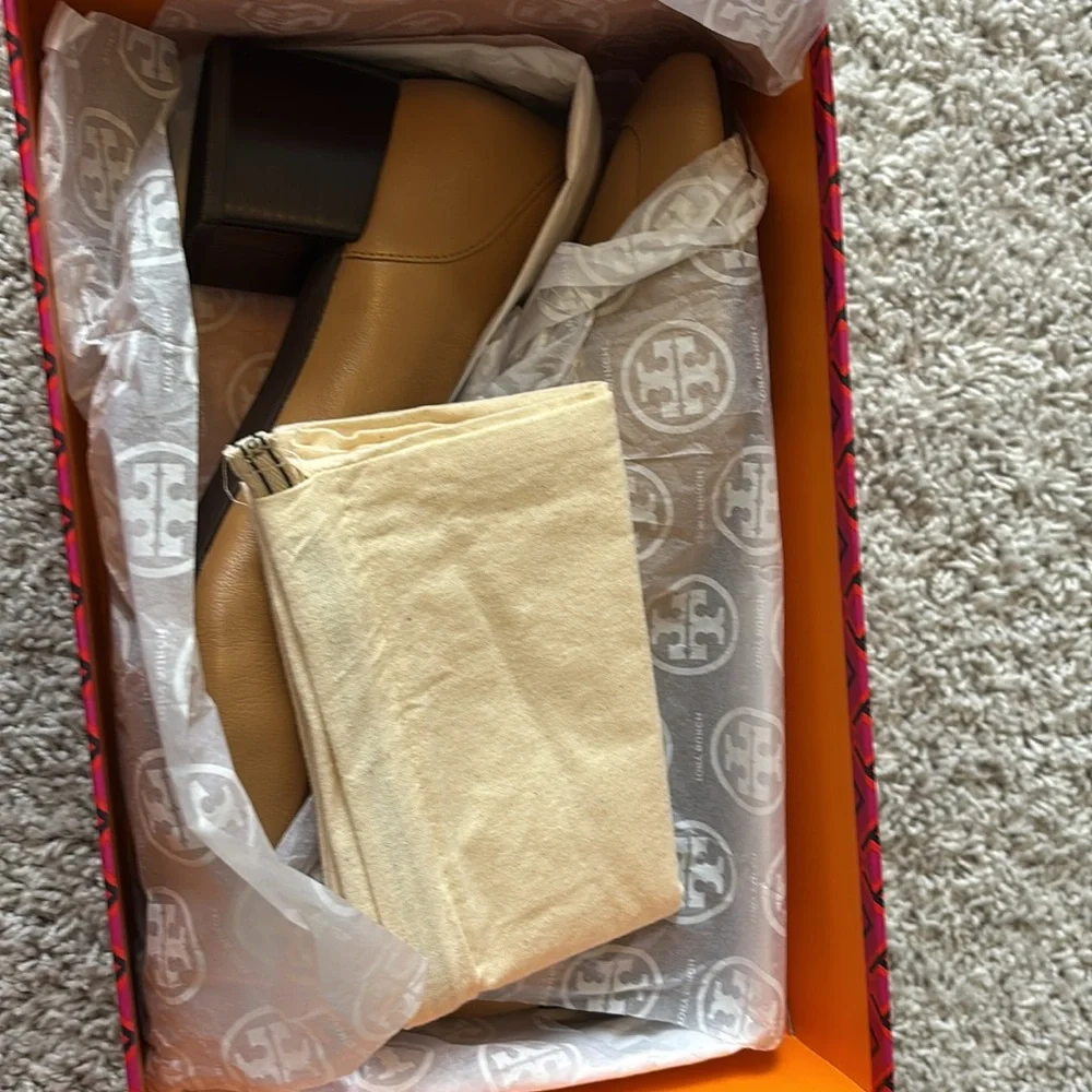 NWT Tory Burch Jessa Heeled Loafer 45mm - Picture 7 of 9